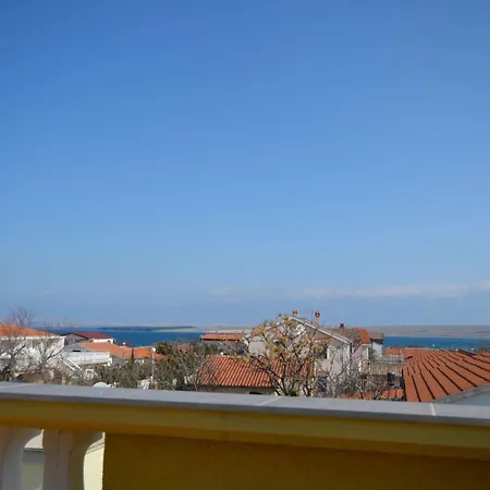 Boticki By Interhome Lägenhet