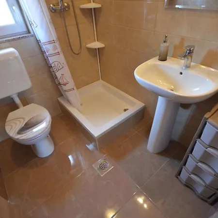 Boticki By Interhome *